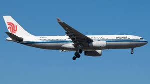 Photo of B-6072 - Airbus A330-243 operated by Air China