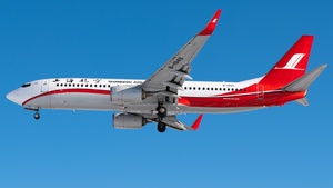 Photo of B-1949 - Boeing 737-89P operated by Shanghai Airlines