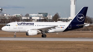 Photo of D-AIBL - Airbus A319-112 operated by Lufthansa CityLine