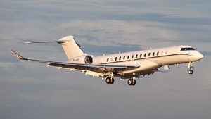 Photo of M-LWCW - Bombardier Global 7500 operated by Eircraft