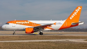 Photo of G-EZIY - Airbus A319-111 operated by easyJet