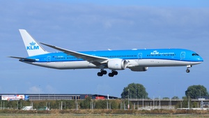 Photo of PH-BKS - Boeing 787-10 Dreamliner operated by KLM Royal Dutch Airlines
