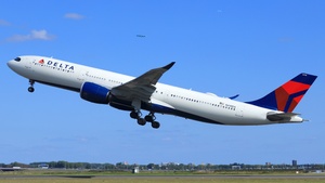 N418DX - Airbus A330-941
