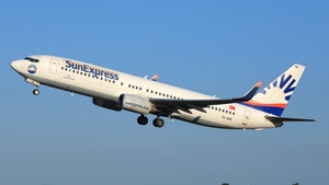 Photo of TC-SPE - Boeing 737-8HC operated by SunExpress