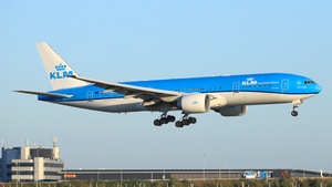 Photo of PH-BQC - Boeing 777-206(ER) operated by KLM Royal Dutch Airlines