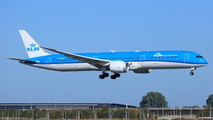 Photo of PH-BKR - Boeing 787-10 Dreamliner operated by KLM Royal Dutch Airlines