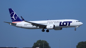 Photo of SP-LVI - Boeing 737 MAX 8 operated by LOT Polish Airlines