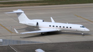 Photo of N585DW - Gulfstream GV-SP (G550) operated by Private