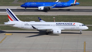 Photo of F-HOZH - Airbus A220-300 operated by Air France