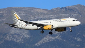 Photo of EC-MFK - Airbus A320-232 operated by Vueling