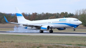 Photo of SP-ESL - Boeing 737-86N operated by Enter Air