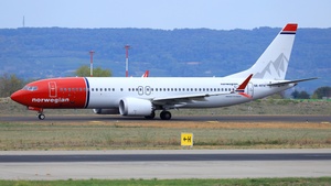 Photo of SE-RTV - Boeing 737 MAX 8 operated by Norwegian Air Sweden