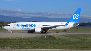 Photo of EC-OBK - Boeing 737-8GJ operated by Air Europa Express (opb Aeronova)