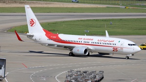 Photo of 7T-VKM - Boeing 737-8D6 operated by Air Algérie