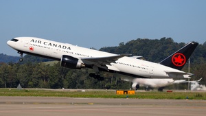 Photo of C-FNNH - Boeing 777-233(LR) operated by Air Canada