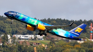 Photo of TF-FIU - Boeing 757-256 operated by Icelandair