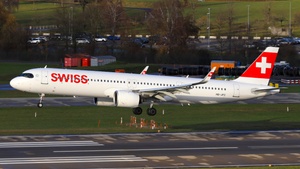 Photo of HB-JPC - Airbus A321-271NX operated by Swiss International Air Lines