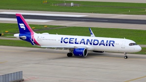 Photo of TF-IAA - Airbus A321-271NX operated by Icelandair