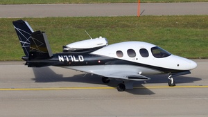 Photo of N77LD - Cirrus Vision Jet G2 operated by Private