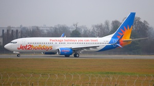 Photo of G-JZDC - Boeing 737-82R operated by Jet2