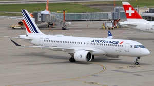 Photo of F-HPNG - Airbus A220-300 operated by Air France