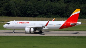 Photo of EC-NJU - Airbus A320-251N operated by Iberia