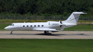 Photo of N450DT - Gulfstream GIV-X (G450) operated by Charter One