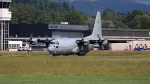 Photo of 84007 - Lockheed Tp84 Hercules operated by Swedish Air Force