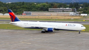 Photo of N840MH - Boeing 767-432(ER) operated by Delta Air Lines
