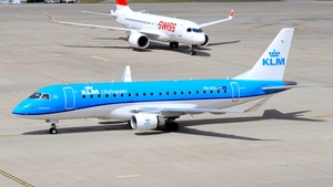 Photo of PH-EXL - Embraer ERJ-175STD operated by KLM Cityhopper