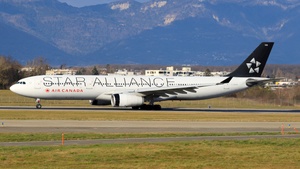 Photo of C-GHLM - Airbus A330-343 operated by Air Canada