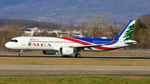 Photo of T7-ME3 - Airbus A321-271NX operated by MEA Middle East Airlines