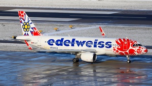 Photo of HB-JLT - Airbus A320-214 operated by Edelweiss Air