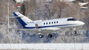 Photo of TC-CLG - Hawker Beechcraft 900XP operated by Servis Air Hava İşletmesi