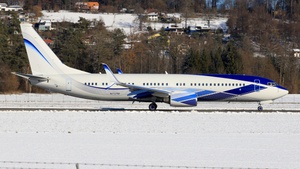 Photo of N737M - Boeing 737-8EQ(BBJ2) operated by EIE Eagle Inc.
