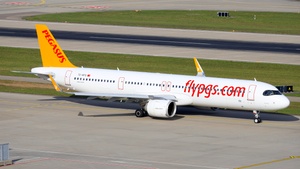 Photo of TC-RFS - Airbus A321-251NX operated by Pegasus Airlines