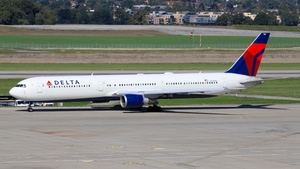 Photo of N839MH - Boeing 767-432(ER) operated by Delta Air Lines