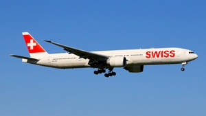 Photo of HB-JNH - Boeing 777-3DE(ER) operated by Swiss International Air Lines