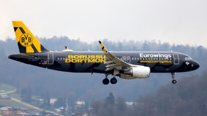 Photo of D-AEWM - Airbus A320-214 operated by Eurowings