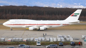 Photo of A6-HRM - Boeing 747-422 operated by Dubai Royal Air Wing