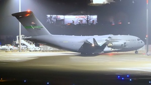 Photo of 02-1105 - Boeing C-17A Globemaster III operated by US Air Force