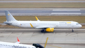 Photo of EC-MHA - Airbus A321-231 operated by Vueling
