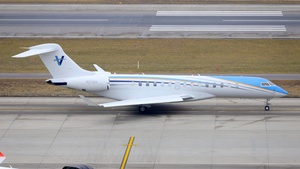 Photo of N121RS - Bombardier Global 7500 operated by Solairus Aviation