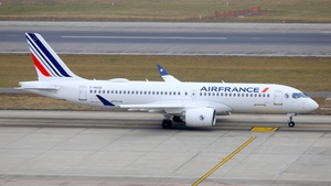Photo of F-HOZA - Airbus A220-300 operated by Air France