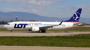 Photo of SP-LYB - Boeing 737 MAX 8 operated by LOT Polish Airlines