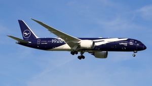 Photo of D-ABPU - Boeing 787-9 Dreamliner operated by Lufthansa