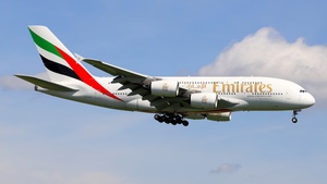 Photo of A6-EVQ - Airbus A380-842 operated by Emirates