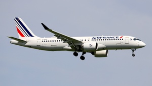 Photo of F-HPNC - Airbus A220-300 operated by Air France
