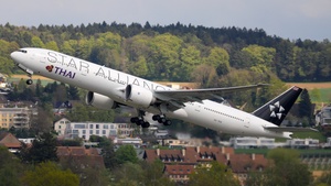 Photo of HS-TKQ - Boeing 777-3AL(ER) operated by Thai Airways International
