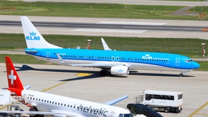 Photo of PH-BXT - Boeing 737-9K2 operated by KLM Royal Dutch Airlines